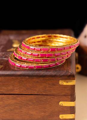 Blush simplicity gold-plated bangles 3