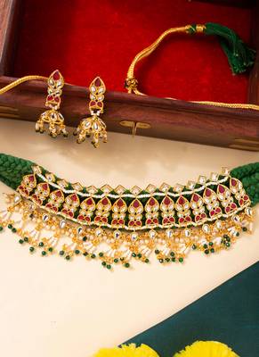 Regal Kundan & Pearl Drape Choker Necklace Set 2
