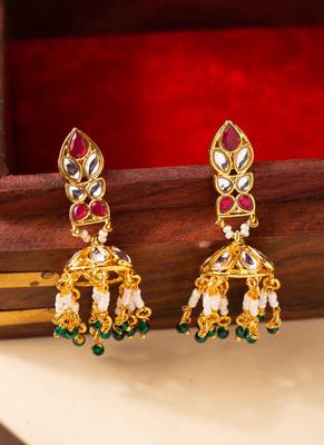 Regal Kundan & Pearl Drape Choker Necklace Set 3
