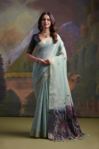 Firozi peacock thread woven pallu with butti weaves