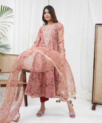 Rust hand embroidered kurta set 2