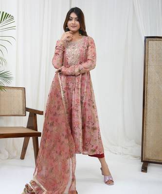Rust hand embroidered kurta set 3