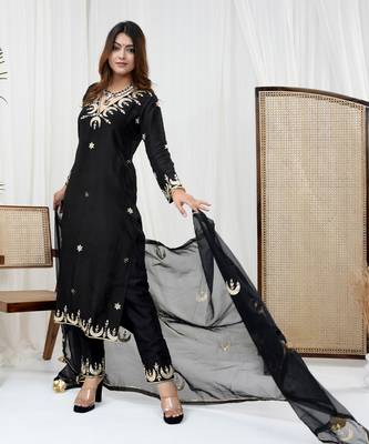 Black pure spun silk embroidered kurta set 3