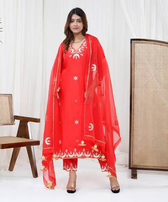 Red pure spun silk embroidered kurta set 1