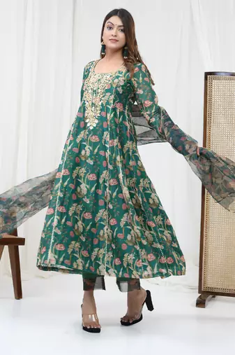 Bottle green hand embroidered kurta set
