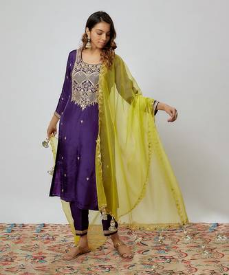 Purple hand embroidered kurta set 1