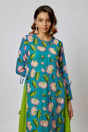 Parrot green printed chanderi kurta set