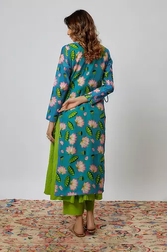 Parrot green printed chanderi kurta set