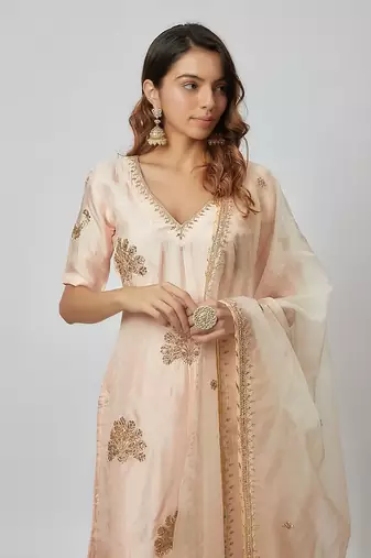 Peach hand embroidered kurta set