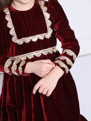 Maroon velvet suit with sharara 5