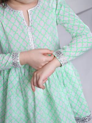 Neon green suit with dupatta 5