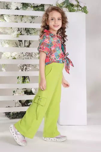 green all over printed tie up jacket coord set