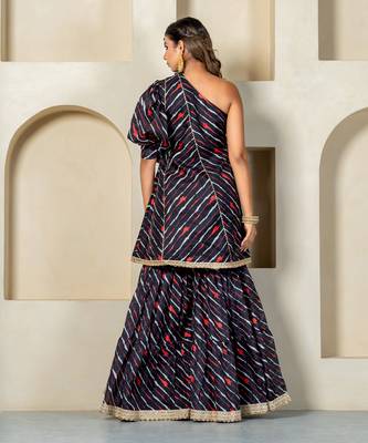 Black kota doriya one shoulder sharara set 2