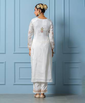 Ivory pure spun silk hand embroidered kurta set 2