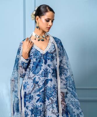Blue chanderi printed kurta set 4