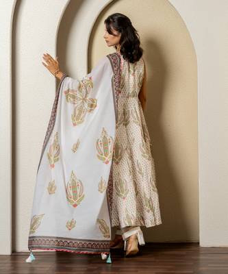 Ivory chanderi floral printed anarkali set 4
