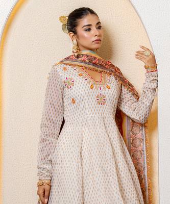 Ivory chanderi printed anarkali set 3
