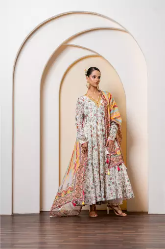 Ivory chanderi printed anarkali set
