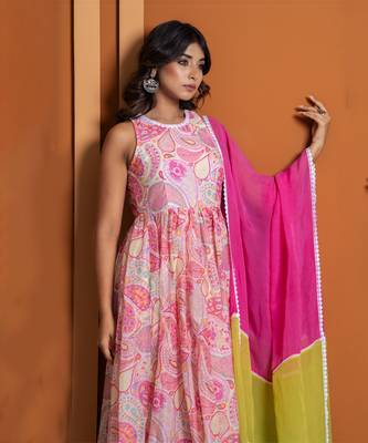Pink chanderi printed anarkali set 3