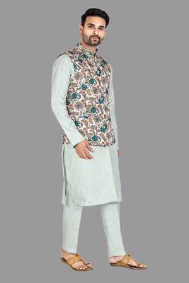 Mens solid stitched kurta with churidar kurta-jacket-set 3
