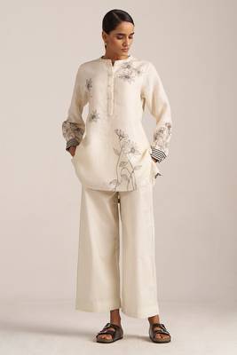 Ivory and black linen co-ord set 2