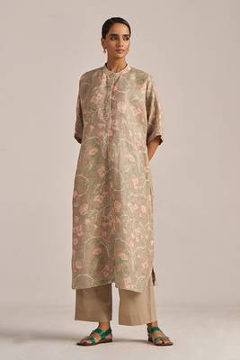 Nomad and pale peach linen co-ord set 1