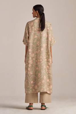 Nomad and pale peach linen co-ord set 4