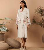 Beige abstract print hand embroidery trench coat