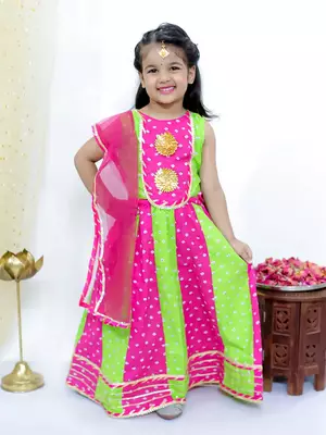 Chanda bandhani lehenga choli 1