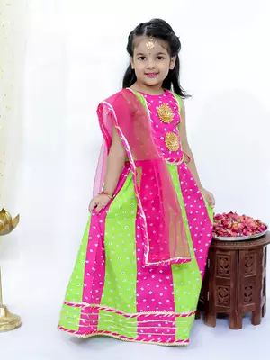 Chanda bandhani lehenga choli 3