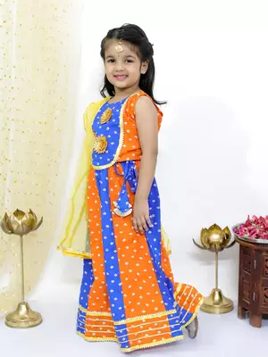 Chanda bandhani lehenga choli 4
