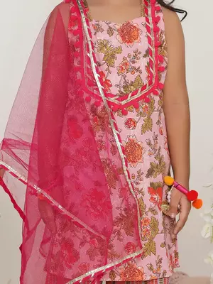 Gulabo kurti with afghani pants 3