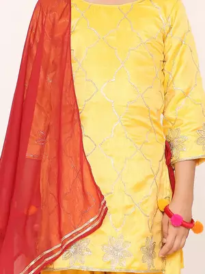Gota patti kurti salwar 4