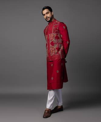 Kasuti square red kurta jacket set 2