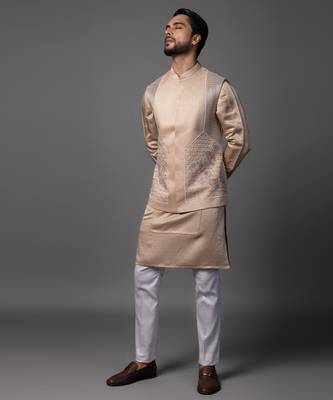 Kasuti butterfly pink kurta jacket set 3
