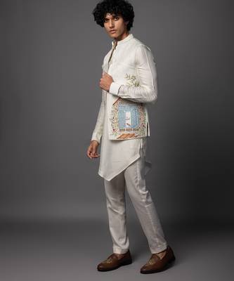 The bird house cream kurta jacket set 3