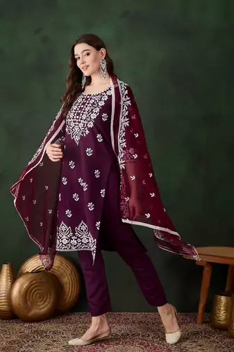 Purple Silk ChikanKari Embroidered Kurta Pant & Dupatta