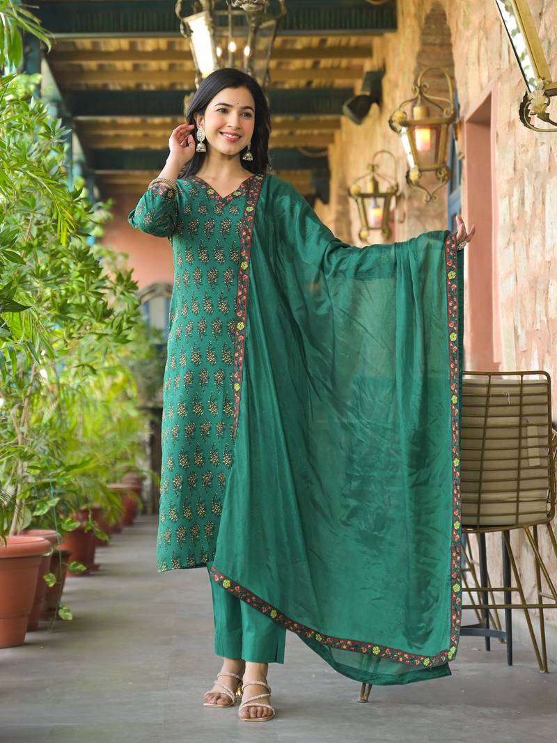 women green viscose rayon floral printed straight kurta pant with dupatta
