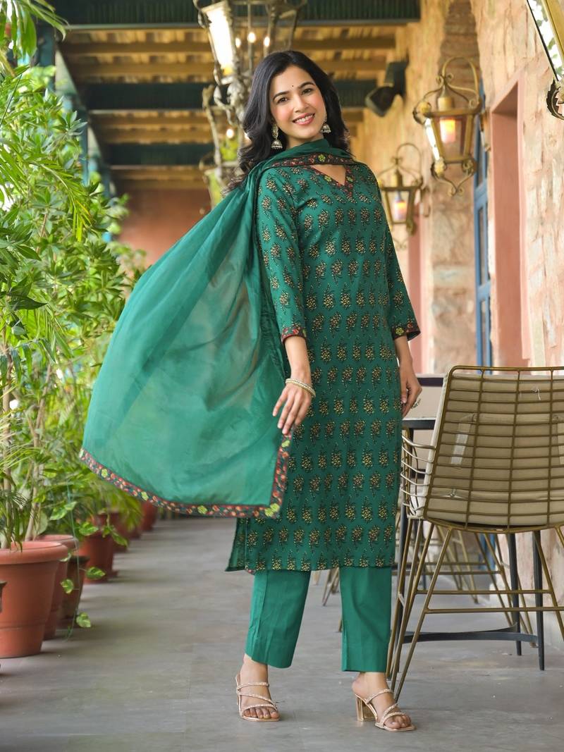 women green viscose rayon floral printed straight kurta pant with dupatta