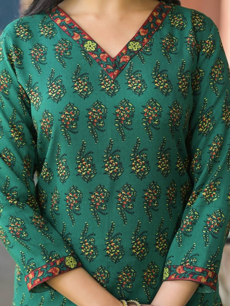 women green viscose rayon floral printed straight kurta pant with dupatta