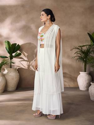 Hand-embroidered beaded crop top with flowy palazzo & sheer cape 2