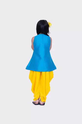 Twisha sky blue & yellow sleeveless aline polyester kurta and dhoti
