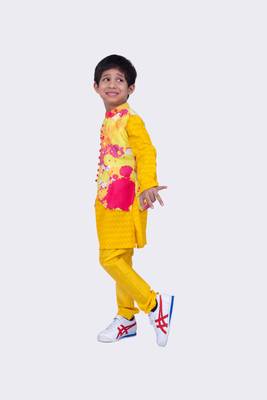 Twisha full sleeves cotton jacquard kurta and pyjama & jacket - multicolour 3