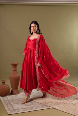 Noor red anarkali set 5