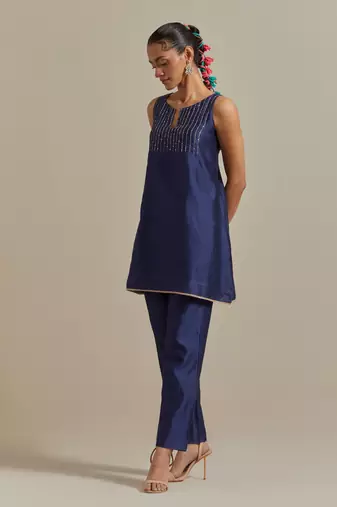 Blue intricately embroidered a-line short kurta set