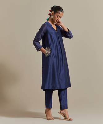 Blue front pleated a-line embroidered kurta set 2