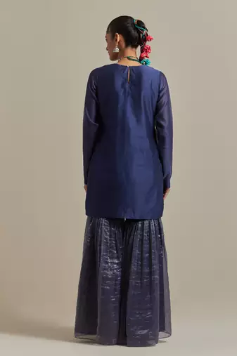 Blue a blue chanderi embroidered jeweled neck kurta set