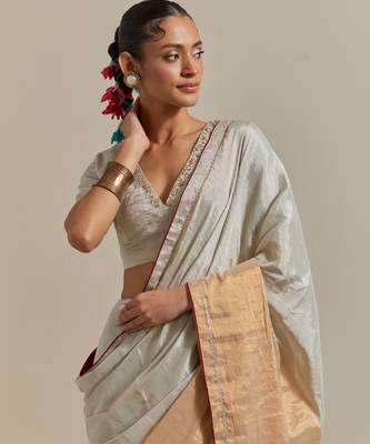 A colour-block saree with silver and gold zari 4