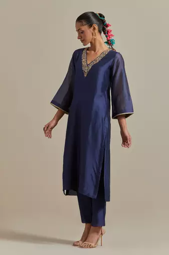 Pink intricate embroidery v neck straight kurta set