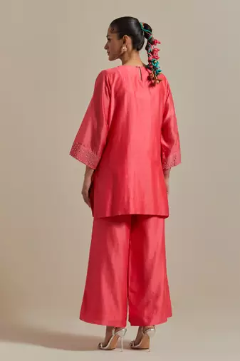Pink chanderi embroidered short kurta set